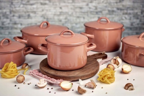 Garnek-emaliowany-niski-20-cm-2-75-l-z-pokrywka-Metalac-Mocha-Mousse-Marka-Metalac.jpg