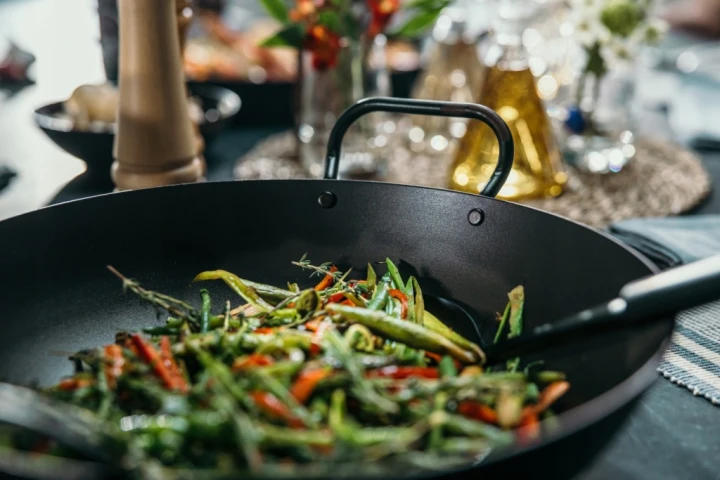 Naczynie typu Wok ze stali węglowej 33 cm Skottsberg Carbon Steel