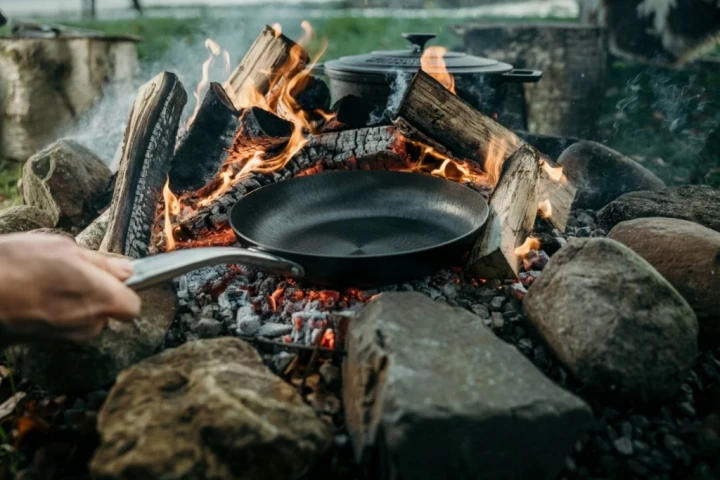 Patelnia żeliwna 28 cm Skottsberg Cast Iron
