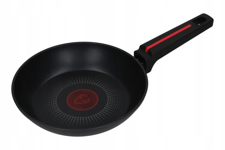 ZWIEGER-RED-LINE-Patelnia-20-cm.jpg